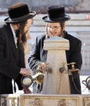 [홍익희의 新유대인 이야기] [1] “티쿤 올람”… 유대인의 믿음, 팬데믹마다 백신 열매 맺었다