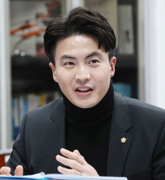 “4년 동안 재난안전시스템 물고 늘어지면 국민 한 사람이라도 더 살릴 수 있겠죠”