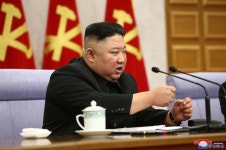북한 노동당 전원회의... “김정은, 보신주의 신랄히 지적”