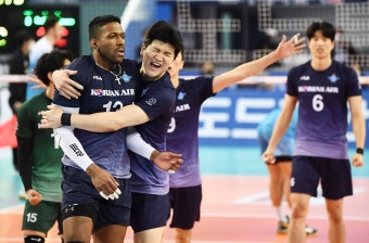 남자 프로배구 대한항공, 창단 첫 통합우승…챔프전 5차전서  3대1 승리