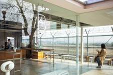 철책 너머 DMZ 바라보며 커피 한 잔… 임진각이 달라졌네