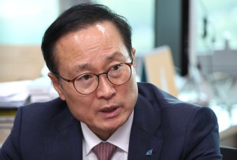 “대선후보 올 9월 선출 계획… 모든 후보가 동의하면 연기”