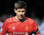 [해외 축구 인사이드] ‘무관의 캡틴’ 제라드, 감독 되어 恨을 풀다