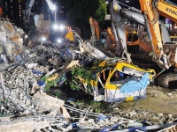 광주 54번 버스 참사… 아들 생일, 시장 갔던 엄마는 못 돌아왔다