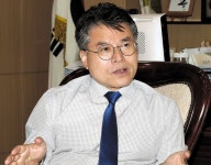 “차이나타운과 인천공항 품은 중구… 원도심·영종신도시 업그레이드 총력”