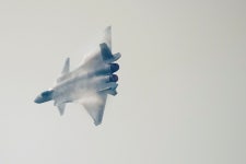 “美 F-22 맞설 대항마” 中, 자국산 엔진 장착 스텔스 전투기 공개
