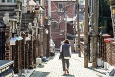 [아무튼, 주말] 성기훈도, 덕선이도, 둘리도 여기서 살았다… 대중문화 聖地 된 쌍문동