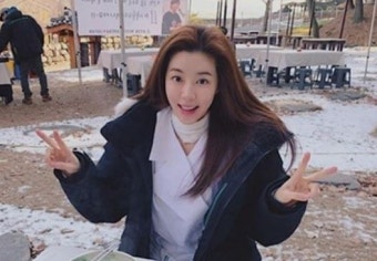 ‘남편 버닝썬 사건’ 박한별, 소속사 재계약... “복귀 의지 있다”
