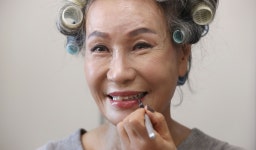 [아무튼, 주말] 저는 시니어 모델입니다