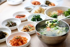 ‘퐁퐁다리’에 누워 별 보고, 텅 빈 들녘 거닐며 보았네··· 만물이 치유하고 회복하는 시간을