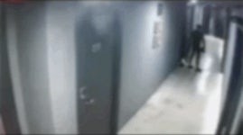 새벽 5시 모텔털이범… 당당히 들어가 명품·휴대폰 들고 나오네