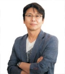 성수동서 고고하게 빛나는 9층 건물의 정체