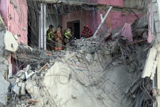 광주 붕괴아파트 27층서 실종자 신체 확인… 잔해물 쌓여 구조 난항