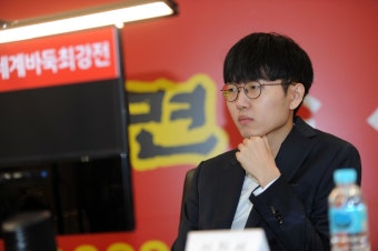 신진서, 한국 농심배 2연패 완성했다