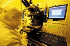 [朝鮮칼럼 The Column] 언제까지 ‘문송’하게 할 건가