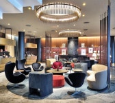 [이 한장의 디자인] 스완·에그 체어가 태어난 호텔