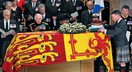 굿바이 퀸… VIP 2000명 ‘세기의 장례식’ 간다