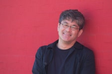 “진실이 마녀사냥 당하는 한국, 연극으로 보여줄 것”