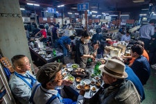 ‘육식의 끝판왕’ 양곱창 구이, 왜 자갈치시장서 태어났을까