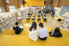소극장·놀이터·명품숍 같은… 학교 도서관이 달라졌다