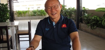 베트남 떠나는 박항서, 한국서 축구감독할 생각 있냐 묻자…