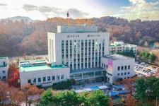 경찰, 서초구청 압수수색...‘방배동 재개발’ 공문서 위조 의혹