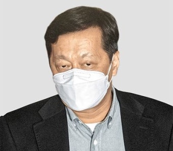 검찰, 정진상 기소하며 “李와 정치적 동지”