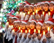 “고요한 밤, 거룩한 밤” 3년만에 크리스마스 합창