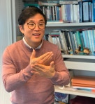 전세계 手語만 157개… 한국 수어로 지은 詩 감상해보실래요?
