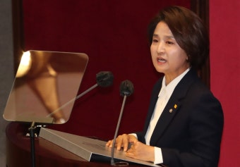 정의당 이은주 “李 불체포특권 포기하고 영장심사 받아야”