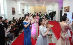 [더 한장] 시니어 모델이 된 이유 묻자, “허리가 아파서”, “자세 교정”