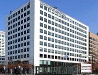 국민은 고금리 신음, 은행원은 매년 성과급 잔치…4가지 원인은?