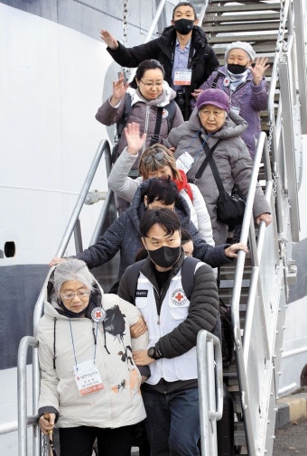 사할린 동포 영주 귀국자 63명 배편으로 입국