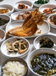 청보리밭 사이로 ‘꼬닥꼬닥’ 걸으멍, ‘빙삭이’ 웃으멍… 초록 물 드는 시간