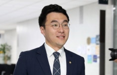 김남국 “전세자금 6억 LG디플에 투자, 3억 벌어 가상화폐 샀다”