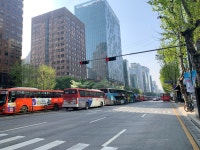 광역버스 늘리니...강남역 일대 “한 정류장 가는데 30분” 아우성