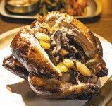 떡볶이만이 아니다, 신당동에 가면 타코도 있고 바비큐도 있고…