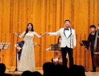 학교 강당에서 열리는 ‘성악 콘서트’... “학업 스트레스 풀었으면”