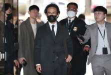 검찰, ‘한국타이어 부당 거래 의혹’ 장선우 극동유화 대표 소환 조사