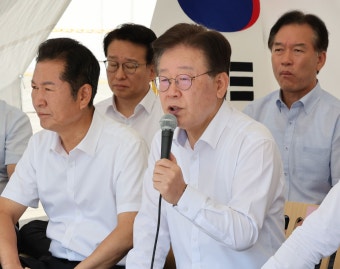 “출퇴근 단식 처음 봐” 조롱 정청래, 이재명 단식엔 “나도 같이”