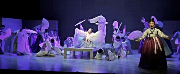 소리꾼 26명 거대한 합창… 심 봉사 눈 뜰때 해묵은 근심도 확 날아갑니다