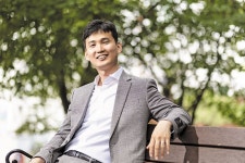 수액 단식 저격한 호남의 내과 의사 “정율성? 끝까지 막겠다”