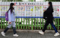 학교도 지자체도 우측통행 교육은 ‘나 몰라라’