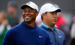 21세기 스포츠가 온다… 타이거 우즈와 맥킬로이가 만든 미래 스크린 골프[홀리테크]