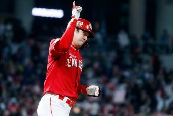 이승엽 넘어 KBO ‘홈런왕’ 도전하는 최정 “대단하고 영광스러운 일”