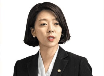 “배현진 습격 중학생, 이재명 사건에 큰 관심”