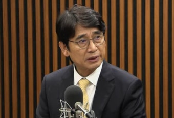 유시민, 양문석 논란에 “안 계신 盧 말고, 산 이재명에게나 잘해라”