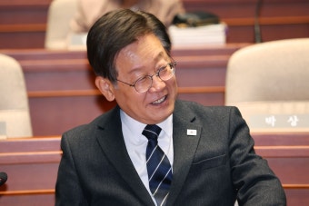 이재명 연임 준비? 민주, ‘대선 출마 1년 전 당대표 사퇴’ 규정 개정 추진