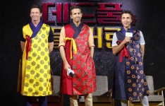 한복 입은 라이언 레이놀즈‧휴잭맨…“내년 멧갈라서 입고파”