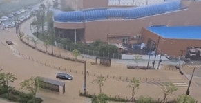평택역 앞, 당진 시장, 화성 공단...물폭탄에 잠긴 중부